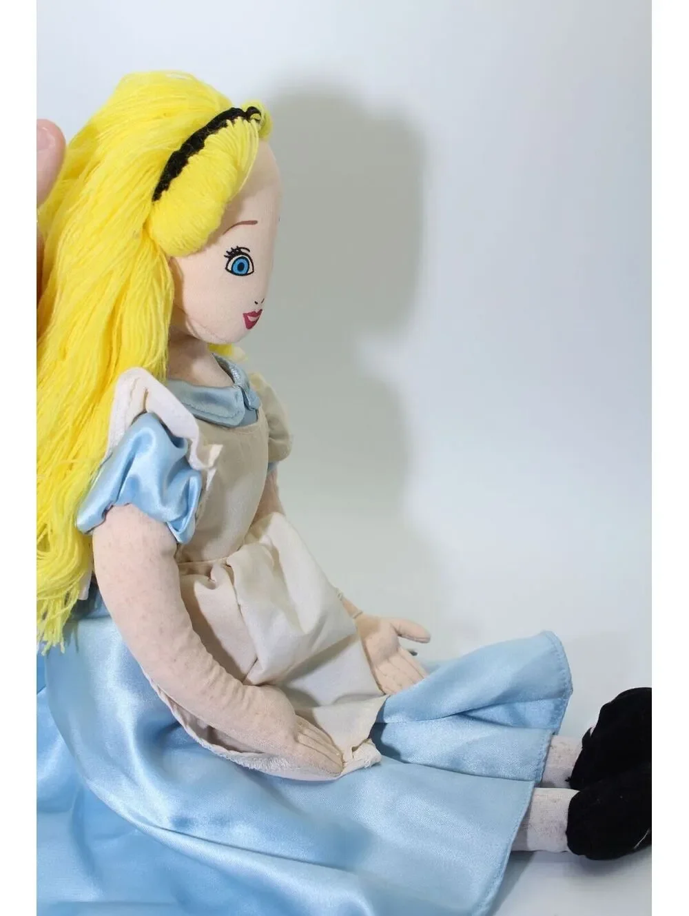 Vintage Disney Theme Parks Alice in Wonderland ALICE RAG DOLL 17